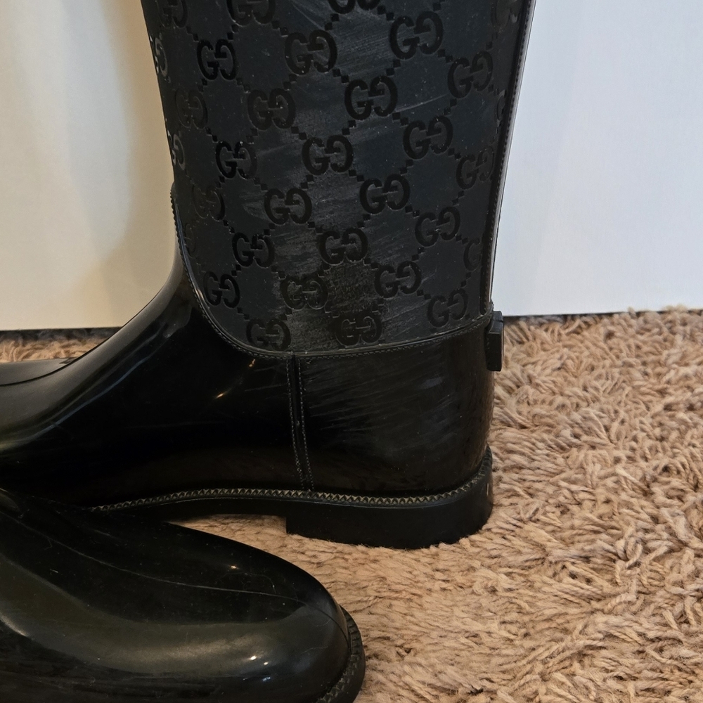 Gucci Rain Boots - image 7